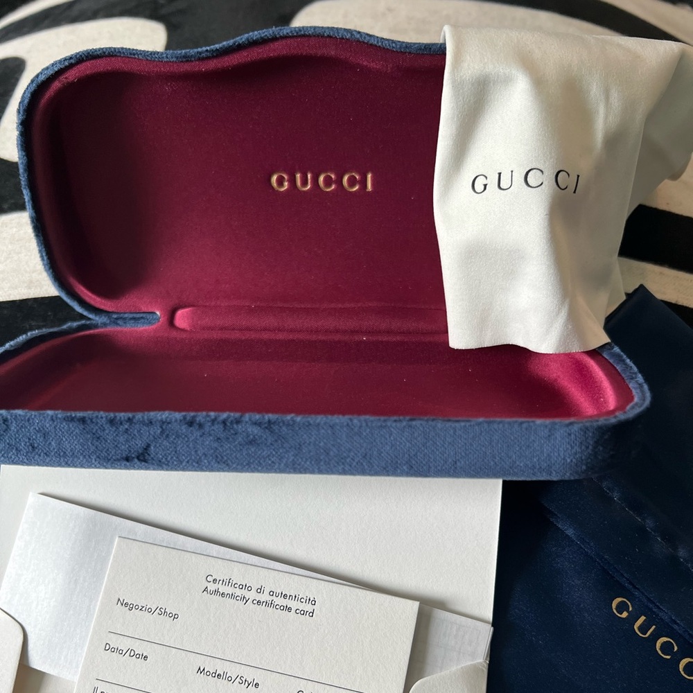 AUTHENTIC GUCCI EYEGLASS CASE